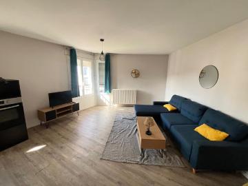 Location Appartement 2 pièces Meublé 48m² NEUVILLE SUR SAONE 69250