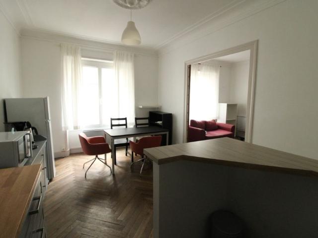 Location Appartement 2 pièces Meublé 49m² NANTES 44000