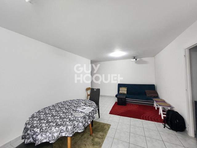 LOCATION: appartement 2 pièces meublé 54 m² à ORLEANS
