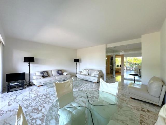 Location Appartement 2 pièces Meublé 74m² ROQUEBRUNE CAP MARTIN 06190
