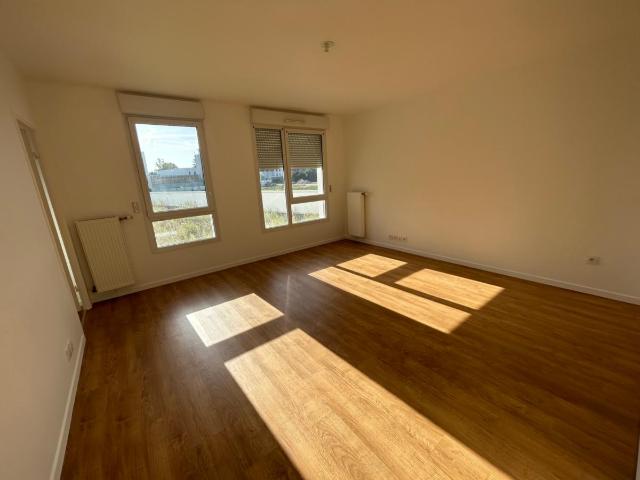 Location appartement 2 pièces MONTIGNY LES CORMEILLES 47m² à 880.14€/mois CDC Habitat
