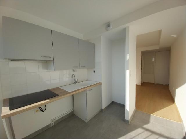 Location appartement 2 pièces NANTES 49m² à 850.03€/mois CDC Habitat