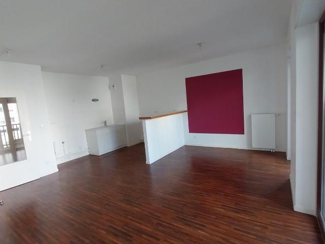 Location appartement 2 pièces NANTES 55m² à 743.66€/mois CDC Habitat