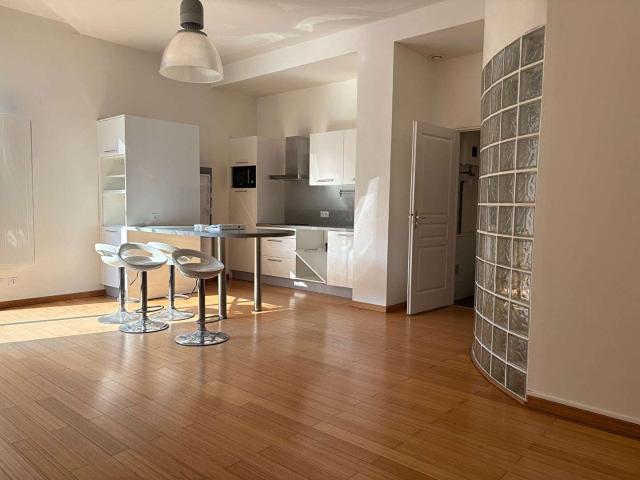 Location appartement 2 pièces Nantes Centre Ville 44