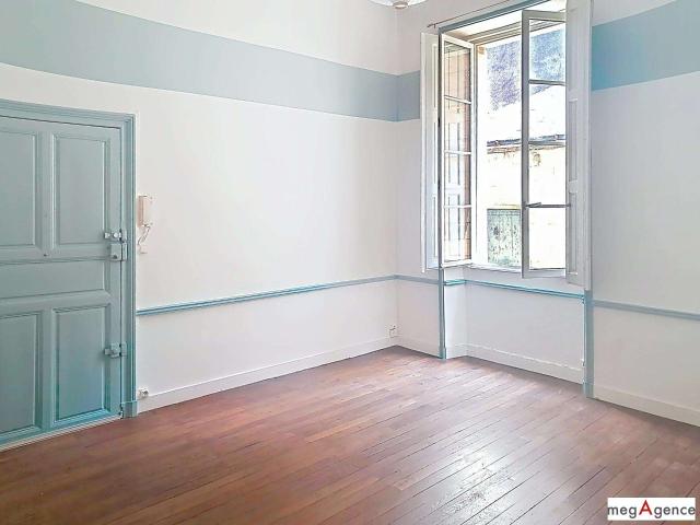 Location appartement 2 pièces Nantes Saint Clément Jardin des plantes 44