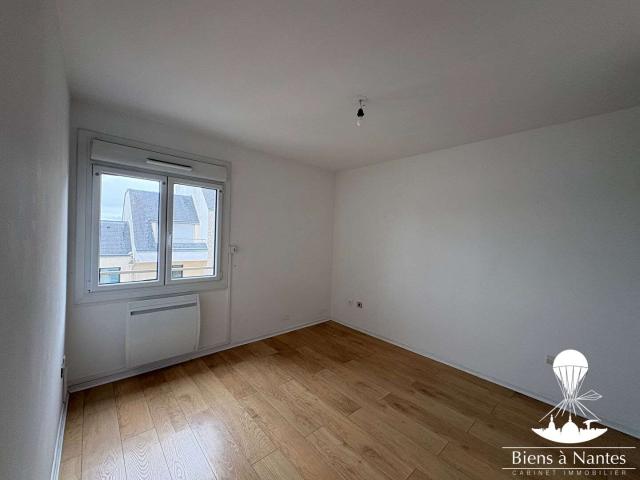 Location appartement 2 pièces Nantes Saint Clément Jardin des plantes 44