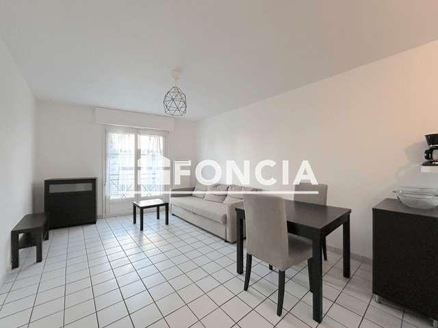 Location appartement 2 pièces Nantes Saint Clément Jardin des plantes 44