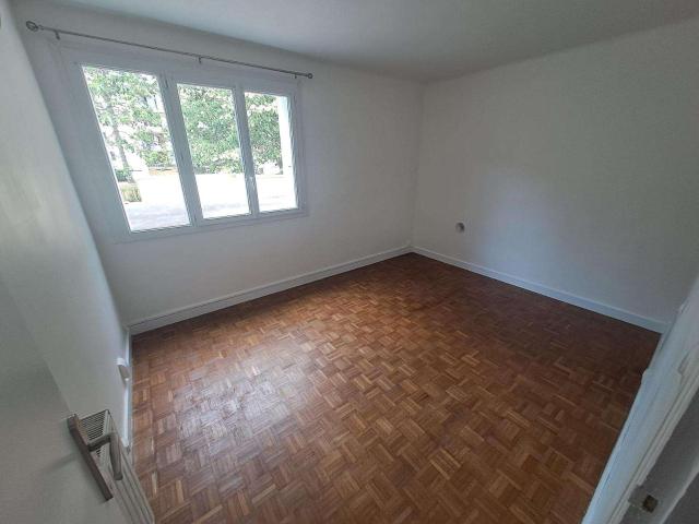 Location appartement 2 pièces Nantes Pont Du Cens Petit Port 44