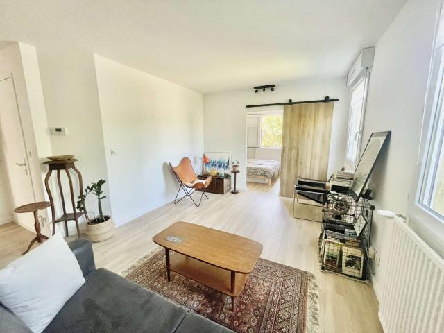 Location appartement 2 pièces Nantes Pont Du Cens Petit Port 44