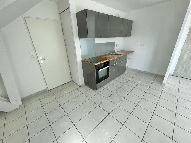 Location appartement 2 pièces Nantes Pont Du Cens Petit Port 44