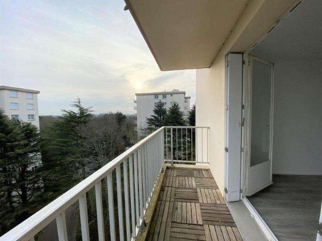 Location appartement 2 pièces Nantes Pont Du Cens Petit Port 44