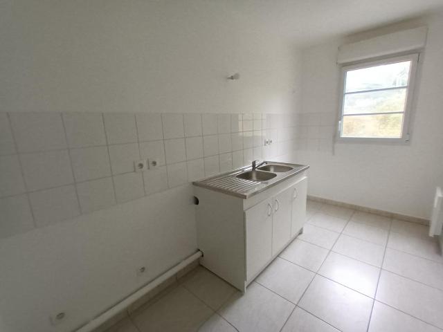Location appartement 2 pièces PONTOISE 48m² à 909.93€/mois CDC Habitat