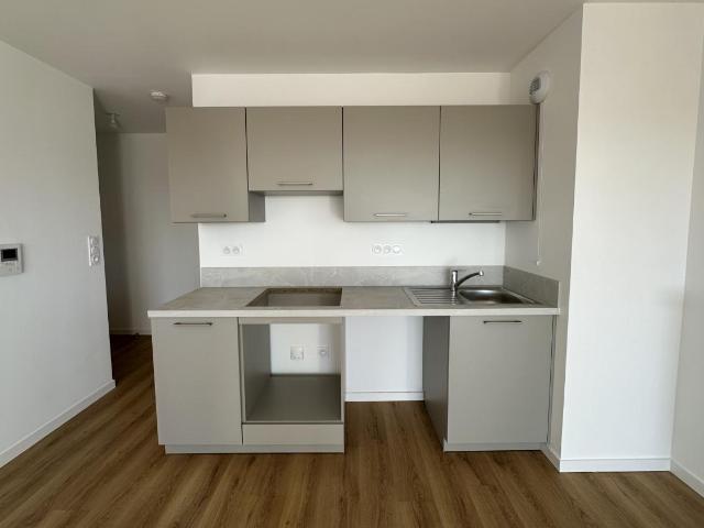 Location appartement 2 pièces RENNES 43m² à 673.60€/mois CDC Habitat