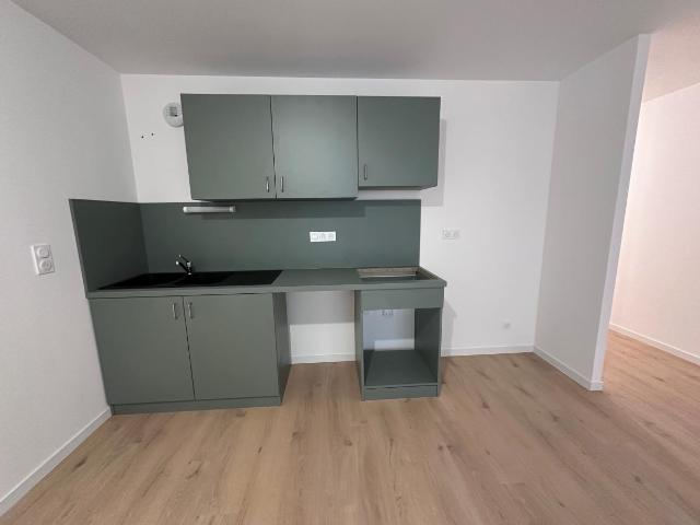 Location appartement 2 pièces RENNES 49m² à 800.72€/mois CDC Habitat
