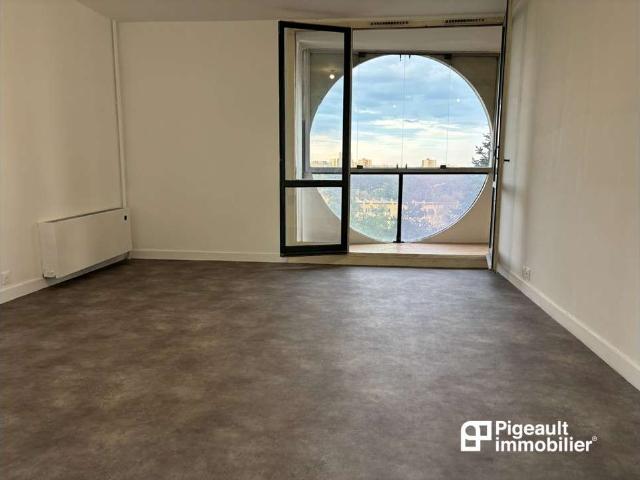 Location appartement 2 pièces Rennes Brequigny 35