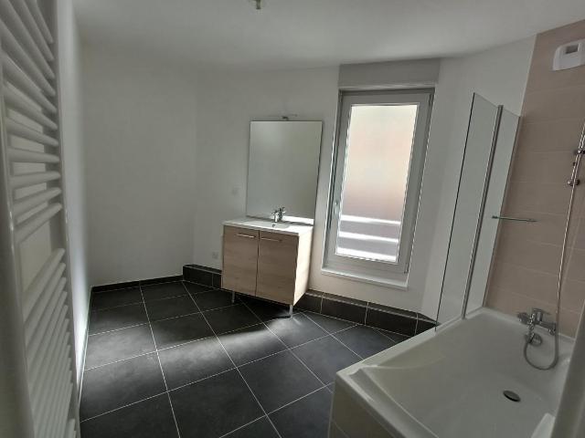Location appartement 2 pièces SCHILTIGHEIM 44m² à 728.51€/mois CDC Habitat