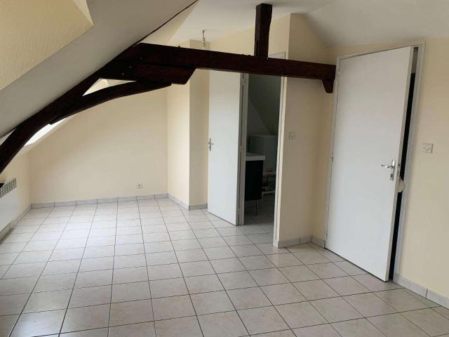 Location appartement 2 pièces Saint Laurent de la Plaine 49