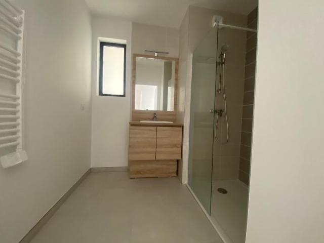 Location appartement 2 pièces ST JEAN DE VEDAS 49m² à 824.59€/mois CDC Habitat