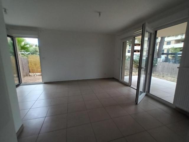 Location appartement 2 pièces ST MANDRIER SUR MER 47m² à 827.21€/mois CDC Habitat