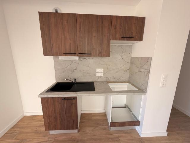 Location appartement 2 pièces ST MALO 57m² à 794.01€/mois CDC Habitat