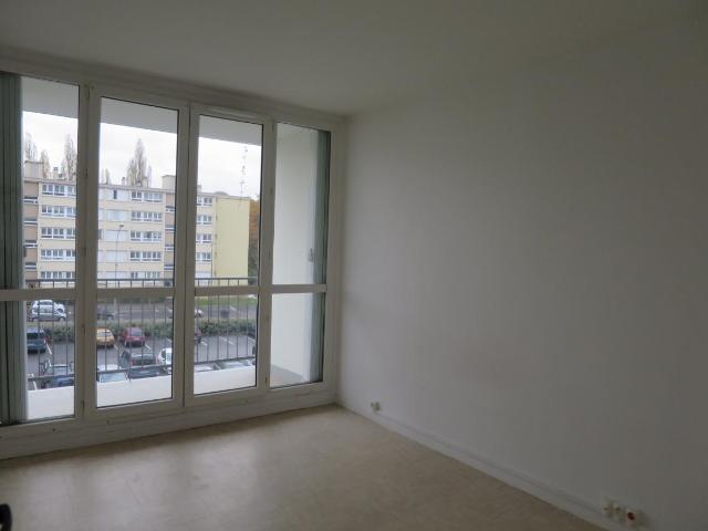 Location appartement 2 pièces ST MICHEL SUR ORGE 53m² à 753.29€/mois CDC Habitat