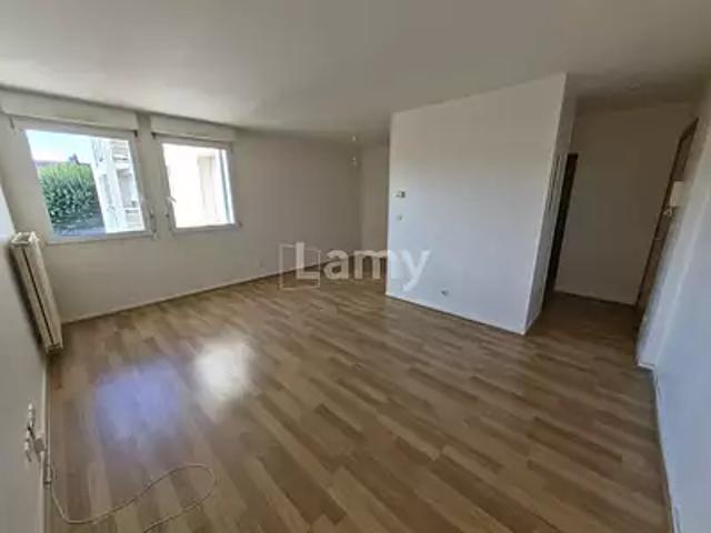 location appartement, 33.0 m² parking