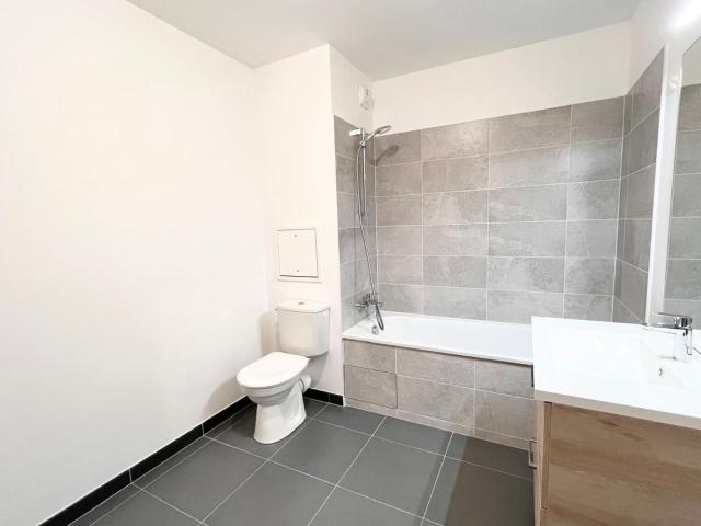 Location appartement, 33.1 m² T 1 à Colombes, 920 €