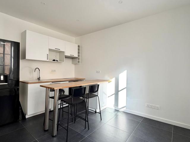 Location appartement, 30.75 m² T 2 à Champigny sur Marne, 875 €