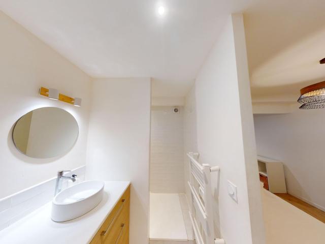 Location appartement, 30.83 m² T 2 à Saint Étienne, 450 €