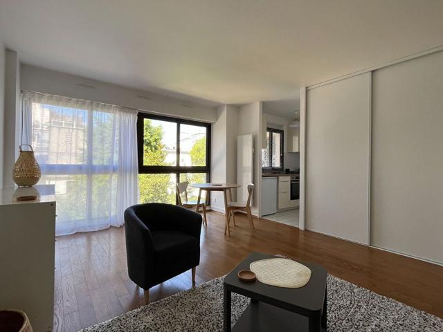 Location appartement, 31.24 m² T 1 à Paris 12, 1 185 €