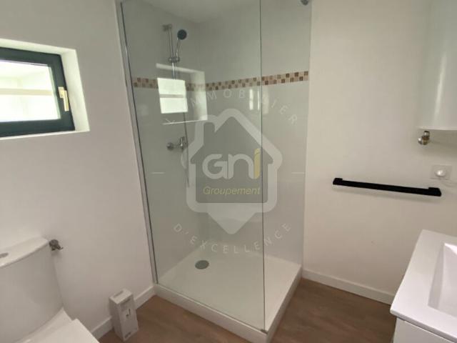 Location appartement 31.37 m², Nimes 30900 Gard