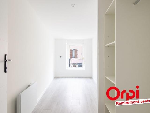 Location appartement, 31 m² T 1 à Remiremont, 420 €