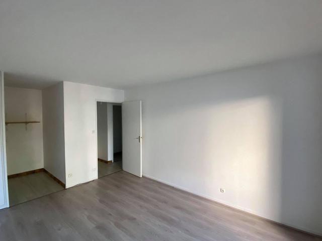 Location appartement, 32.89 m² T 2 à Montpellier, 595 €