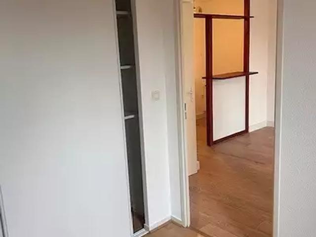 location appartement, 32.0 m² parking