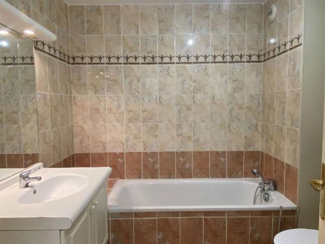 Location appartement, 32.16 m² T 1 à Lyon 8, 706 €