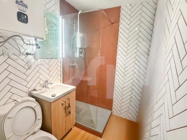 Location appartement, 37.75 m² T 2 à Toulon, 665 €
