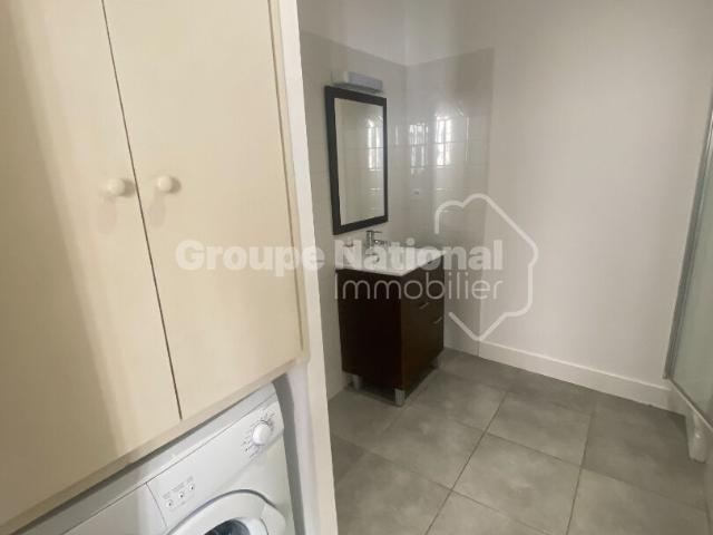 Location appartement 34.62 m², Nimes 30000 Gard
