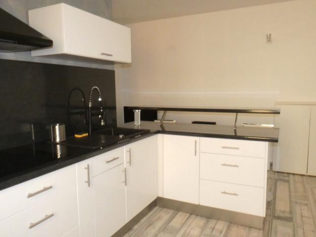 Location appartement, 34.6 m² T 2 à Oullins, 677 €