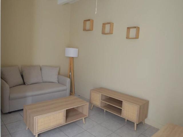 Location Appartement 34 m2 à Écommoy