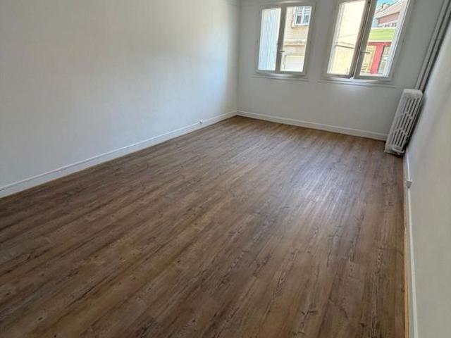 Location Appartement 34 m² à Beauvais 480 ¤ CC /mois