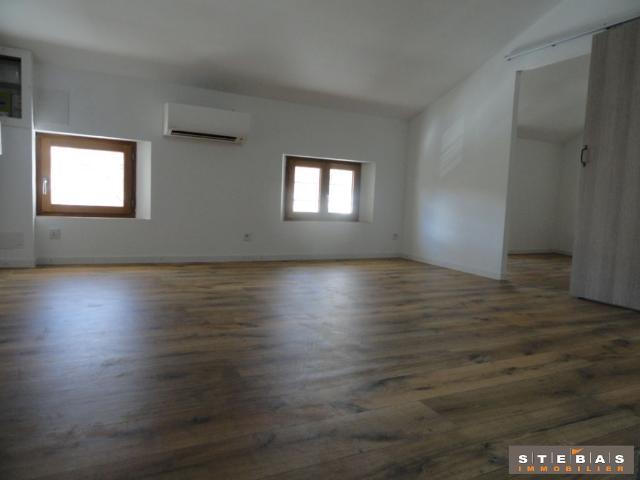 Location appartement 34 m², Sarrians 84260 Vaucluse