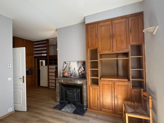 Location appartement, 36.55 m² T 1 à Oullins, 760 €