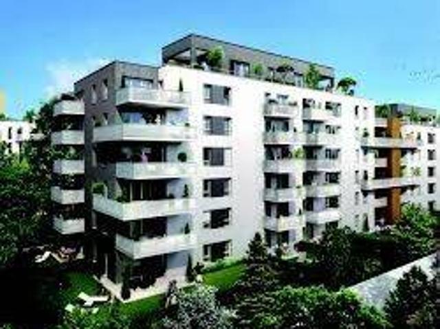 Location Appartement 36 m² à Lyon 7e Arrondissement 674 ¤ CC /mo