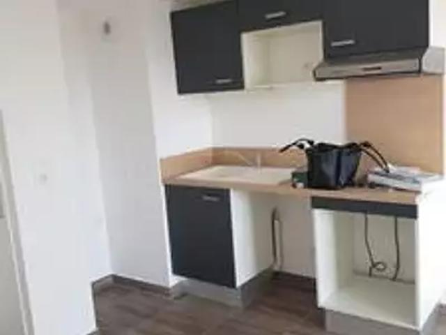 location appartement, 38.47 m² au dernier étage