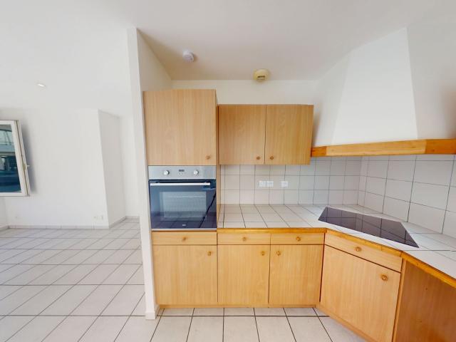 Location appartement, 38.19 m² T 2 à Rodez, 520 €