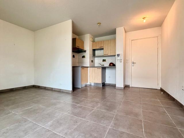 Location appartement, 38.25 m² T 2 à Toulouse, 629 €