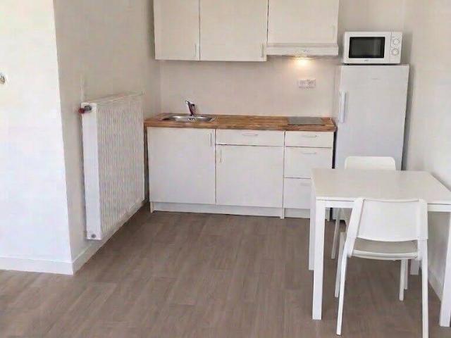 Location Appartement 38 m² à Roussillon 570 ¤ CC /mois
