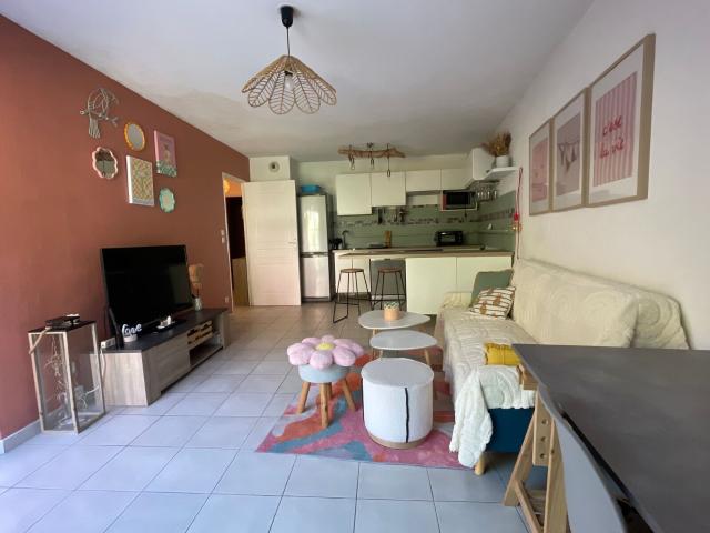 Location appartement, 39.51 m² T 2 à Menton, 1 250 €
