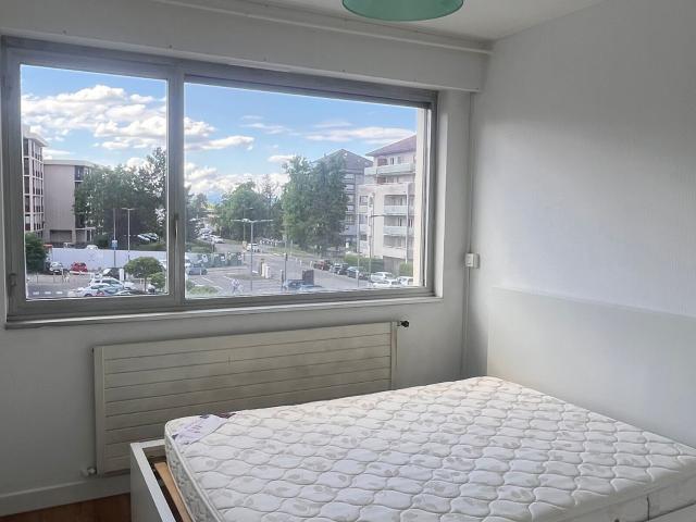 Location appartement, 39.71 m² T 2 à La Roche sur Foron, 890 €