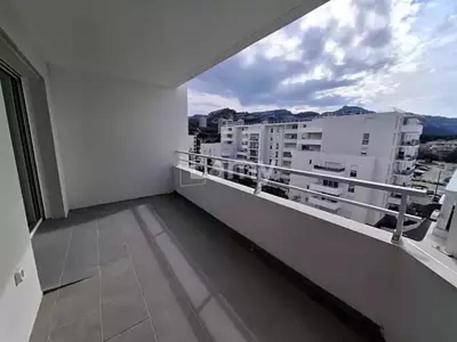 location appartement, 39.0 m² terrasse garage